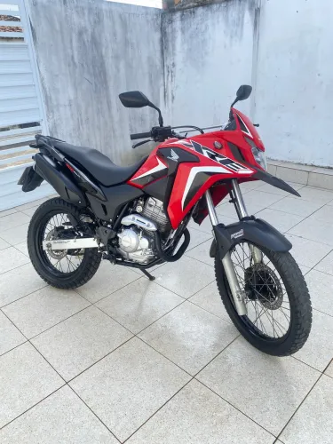 Moto nova super conservada revisada