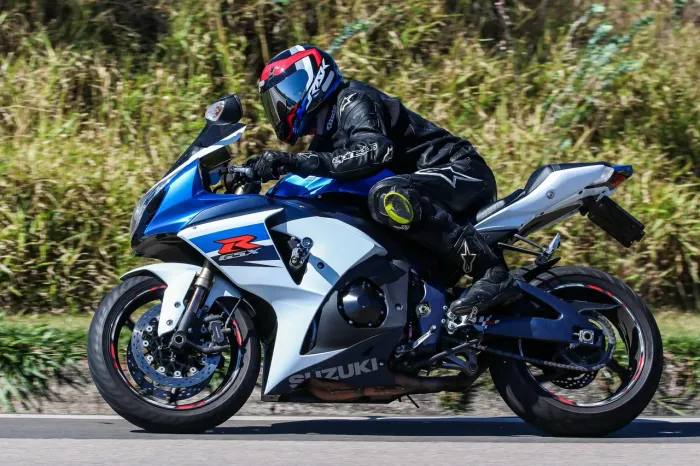 Macacão Alpinestars tamanho 54