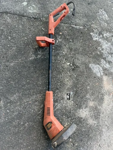 Aparador de grama elétrico 600w