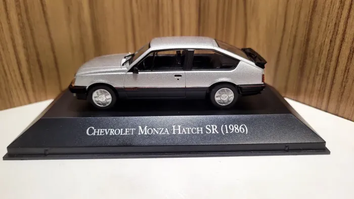 Carros Inesquecíveis do Brasil - Chevrolet Monza Hatch SR (1986)