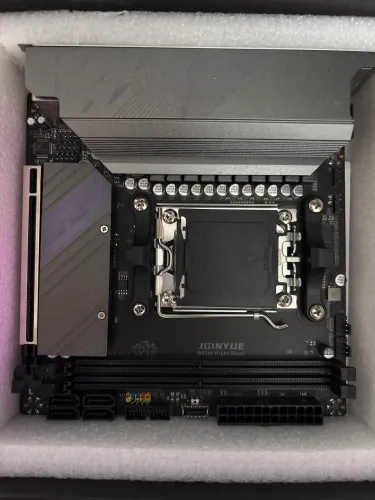 B650i Jginyue Night Devil com Wi-Fi 