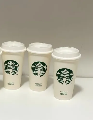 Copo Starbucks