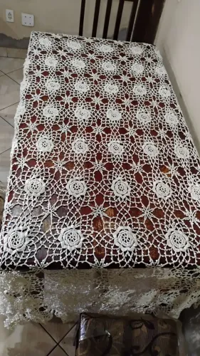 Toalha de Mesa em Croché Grande