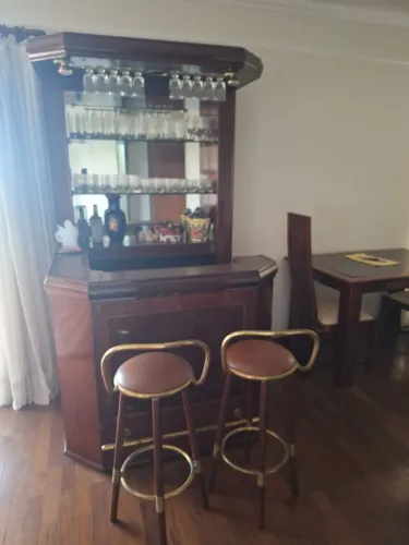 Bar completo de madeira - oportunidade
