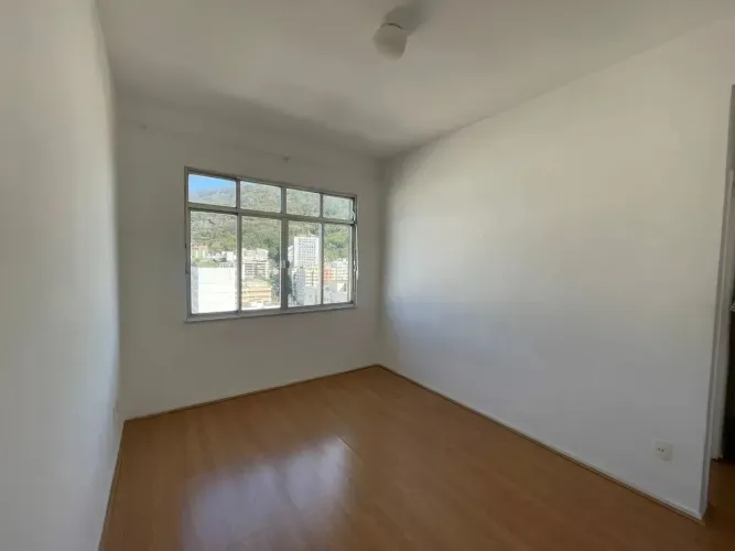 Apartamento para alugar - 1 quarto - Humaitá, RJ