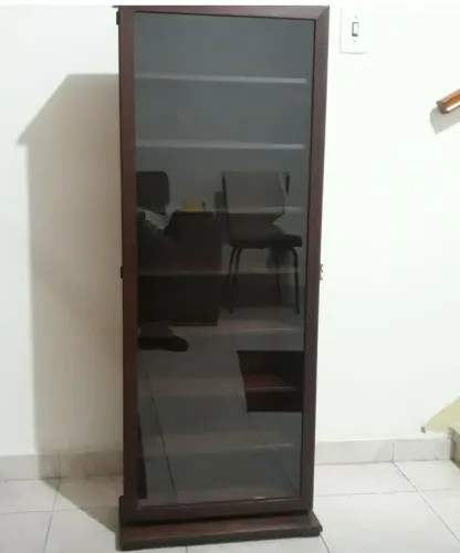 Movel porta cds e afins em madeira (so a retirar sp)