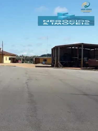 Localizada no município de Campanha - MG e próximo da cidade de Lambari (aprox. 6km)- Camp