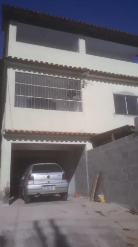 Casa 3 quartos, 2 vagas de garagem, primeiro andar, em Rio Marinho - Vila Velha