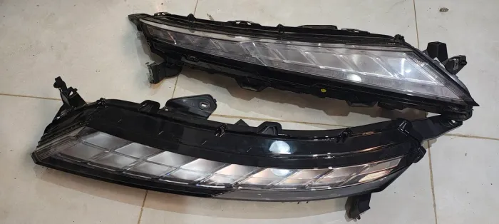 Faróis Eclipse Cross 22/25