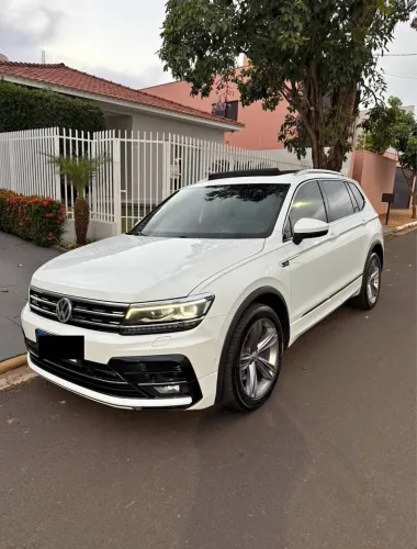 Volkswagen Tiguan Allspac R-line 350 TSI 2.0 4X4 2019