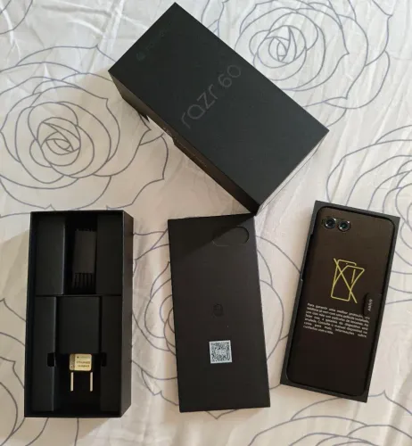 Motorola Razr 60 5G - Azul Marinho