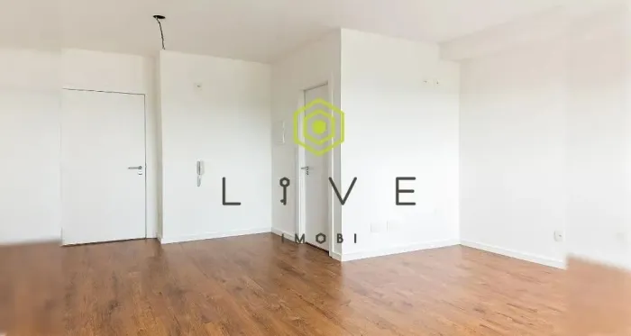 Sala Comercial à Venda Champagnat Office, Bigorrilho, Investimento com Renda Imediata!