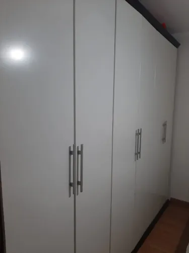 Guarda Roupas 6 portas