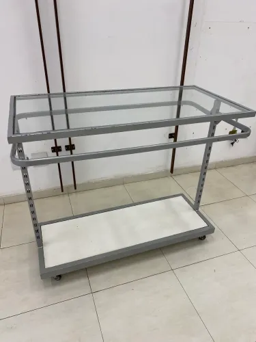 Balcão expositor vidro 1.20x0,60x 1.20cm 