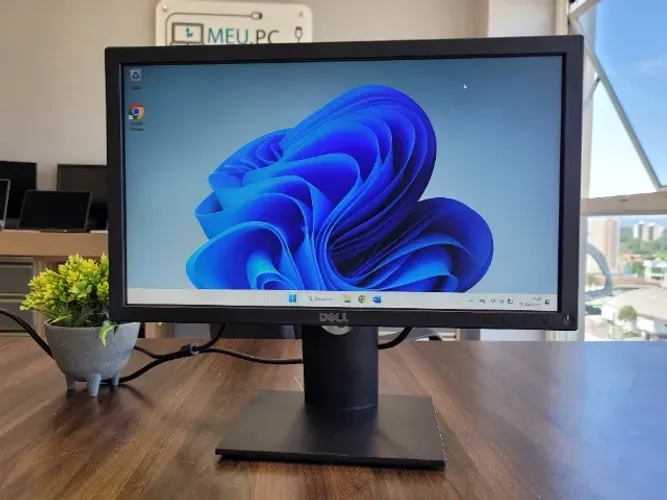 Monitor Dell 19" | LED | 60hz | Painel TN | VGA e DisplayPort