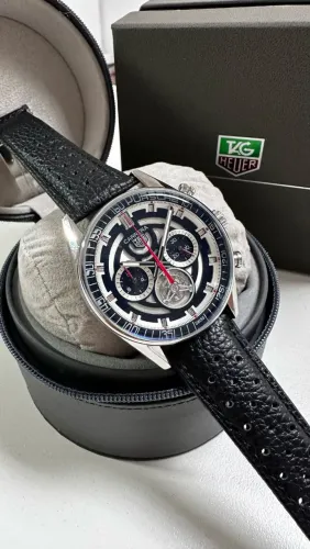 Relógio Estilo TAG Carrera Chronograph Tourbillon em Aço Inoxidável 904L e Couro 