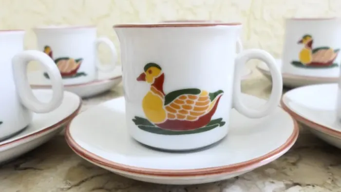 JOGO 6 XÍCARAS PEQUENAS DE CAFÉ PORCELANA -PATOS