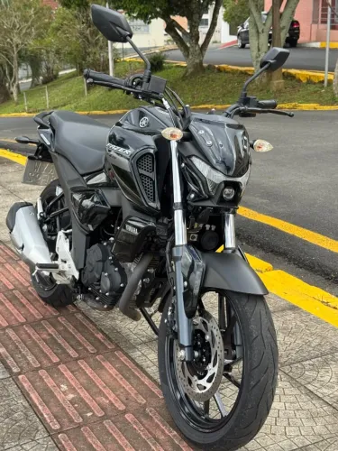 Yamaha Fazer 2024 - 150cc - 4 mil km