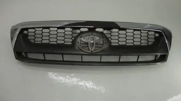 Grade Frontal Toyota Hilux 09 A 13 531000k220