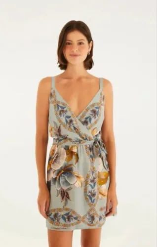 Vestido farm curto 