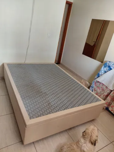 Cama box baú