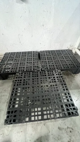 PALLET DE PLÁSTICO