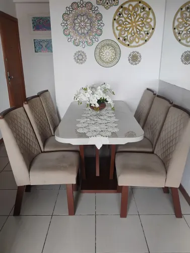 Mesa de jantar 6 cadeiras