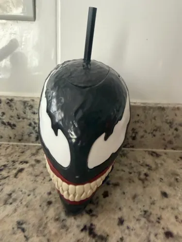 Copo Cinemark Venom 