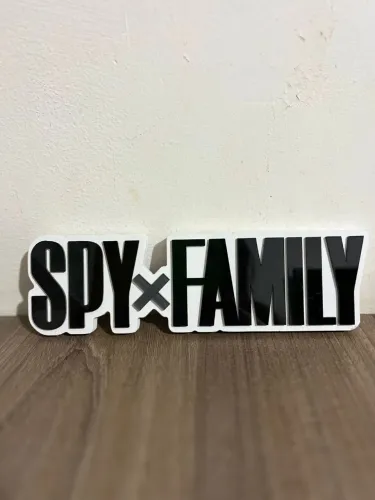 Plaquinha Spy x family 