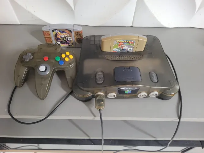 Nintendo 64 jabuticaba em perfeito estado, acompanha 2 jogos