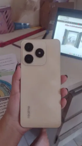 Vendo celular Realme C61