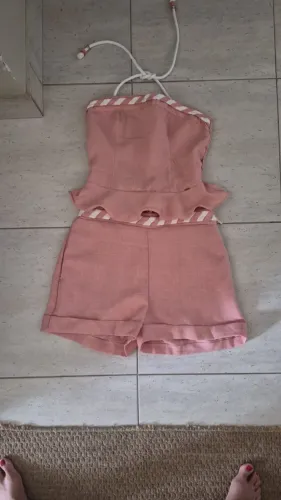 Roupa tamanho M 