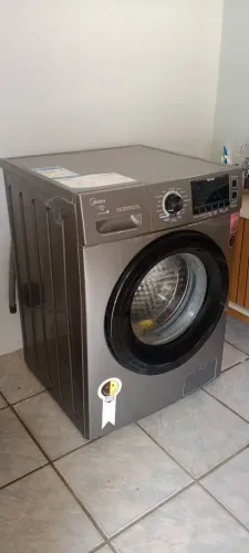 Máquina de Lavar e Secar Midea
