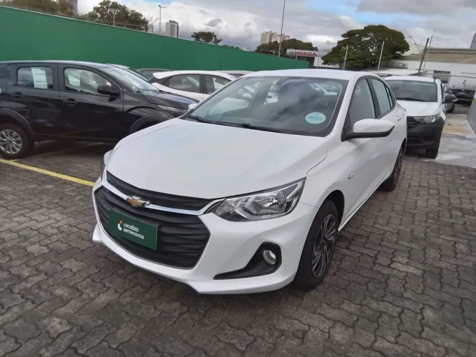 Chevrolet Onix Plus LT 1.0 12V Flex Mec. 4P 2025