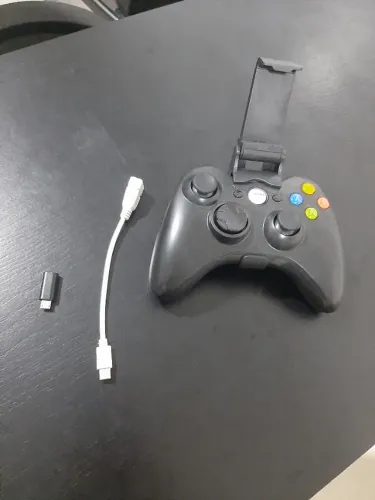 Vendo controle de videogame com suporte para celular 