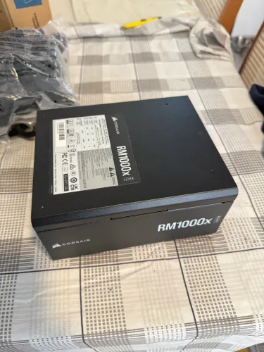 Fonte Corsair RM1000 SHIFT
