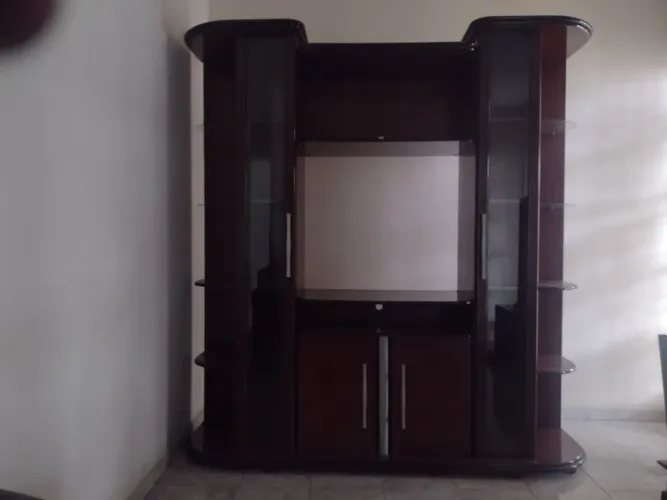 Estante de sala