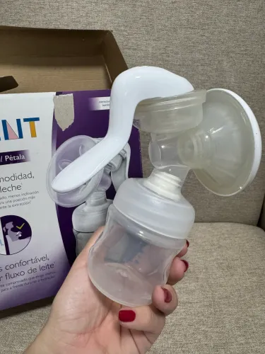 Bomba de tirar leite manual Philips Avent - Pétala