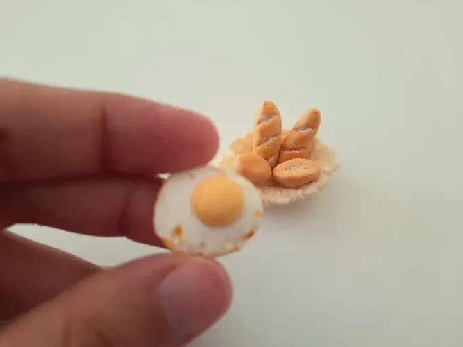 Ovo frito miniatura