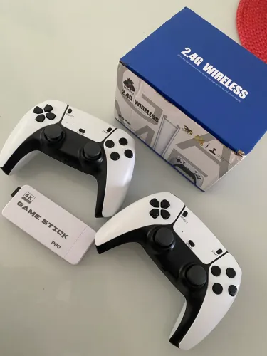 Game stick com 20000 jogos e 2 controles sem fiu