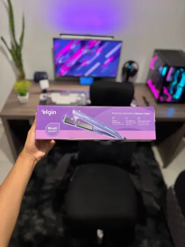 Prancha Alisadora Elgin Glossy Color Bivolt até 230°- Nova Lacrada