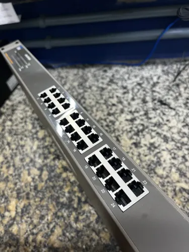 SWITCH 24 portas D-NET DN-SF1024