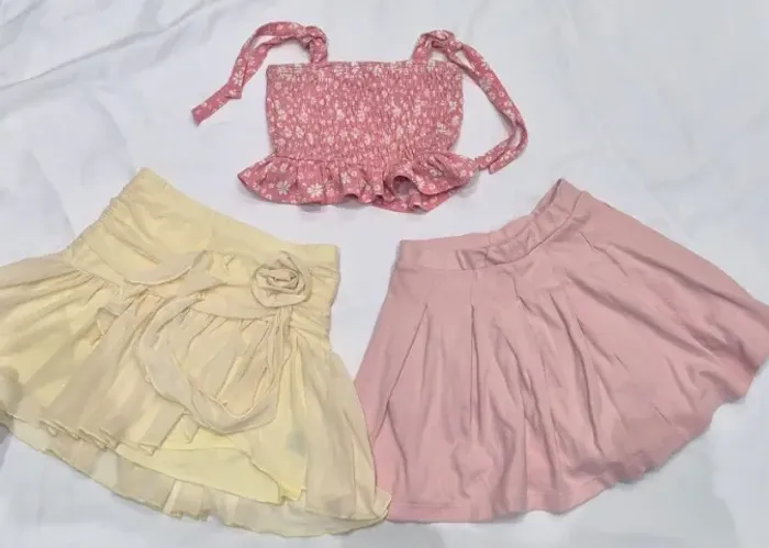 Conjunto de Top e Saias - TAM 10