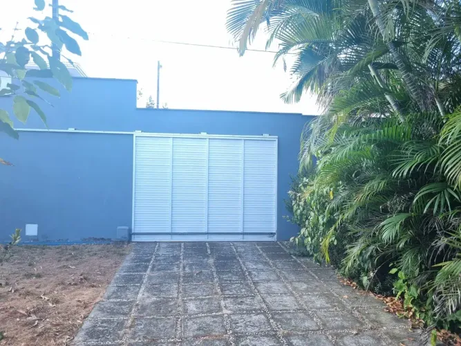 Alugo casa no Olho D'Água