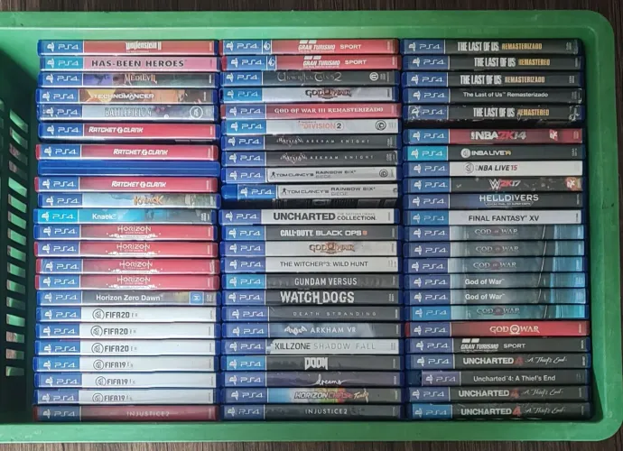 Lote com 69 jogos PS4 (Faço envio)