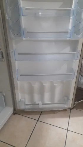 Vendo geladeira continental