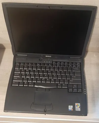 DEFEITO Notebook Dell Latitude C640 PP01L Raridade Vintage Coleção Retrô Relíquia