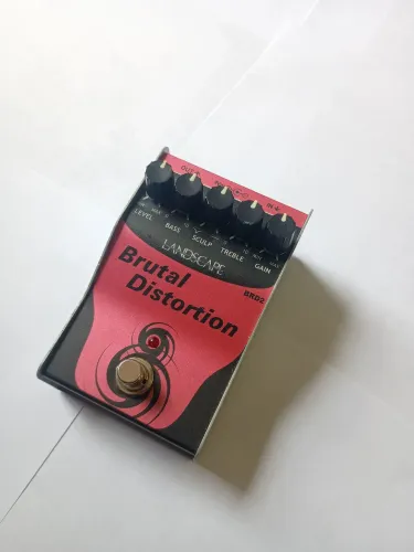 Landscape BRD-2 Brutal Distortion - Pedal de distorção high gain