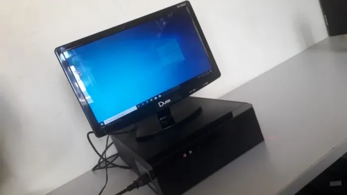 PC Slim i5-3470s 2.9/3.6ghz 6mb/ 8gb de memoria ddr3/ HD 640gb/ Monitor 16"
