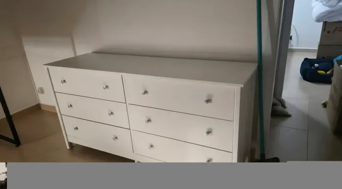 Vendo cômoda em perfeito estado